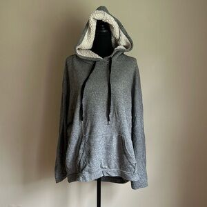 Hoodie: grey
